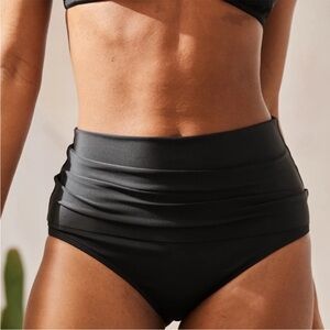 NWT Aerie High-Waisted Ruched Black Bikini Bottom Sz M